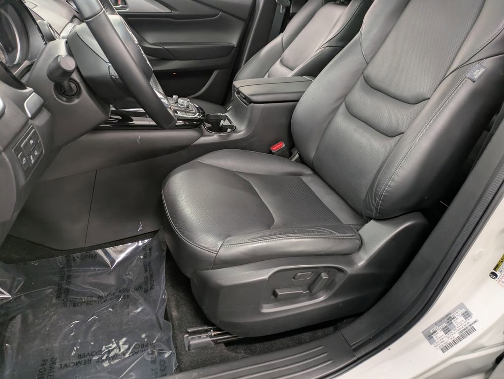 Certified 2022 MAZDA CX-9 Touring w/ Touring Premium Package AWD/4WD image 11