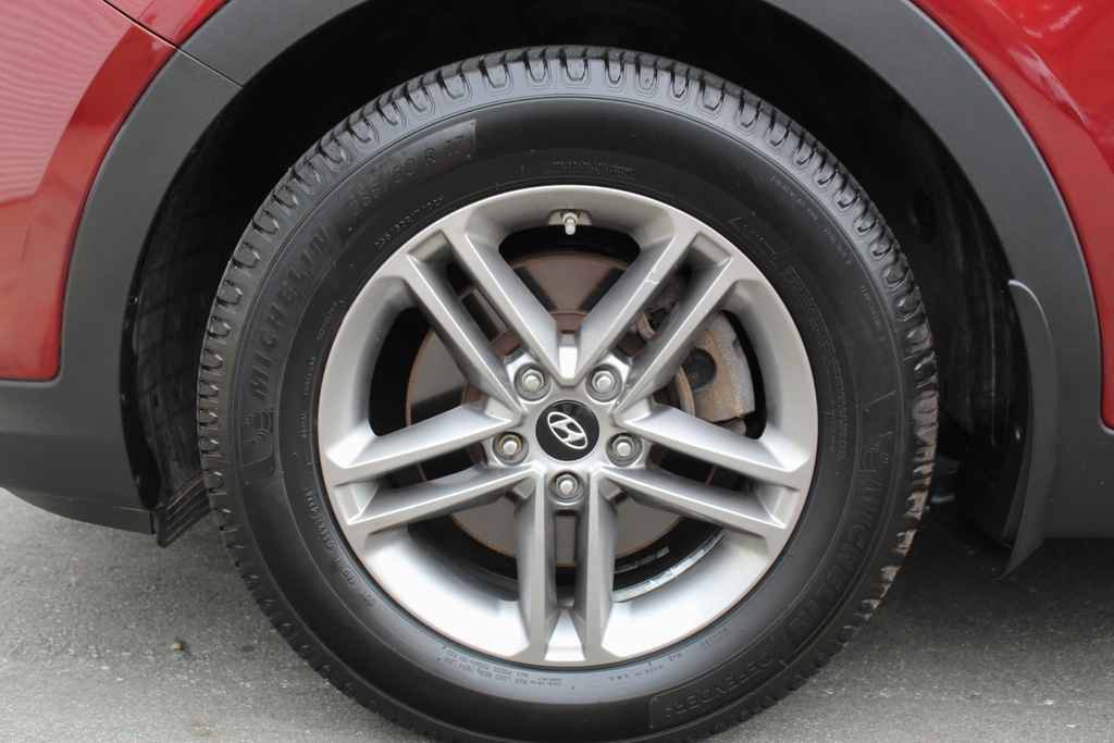 Used 2017 Hyundai Santa Fe Sport AWD/4WD image 33
