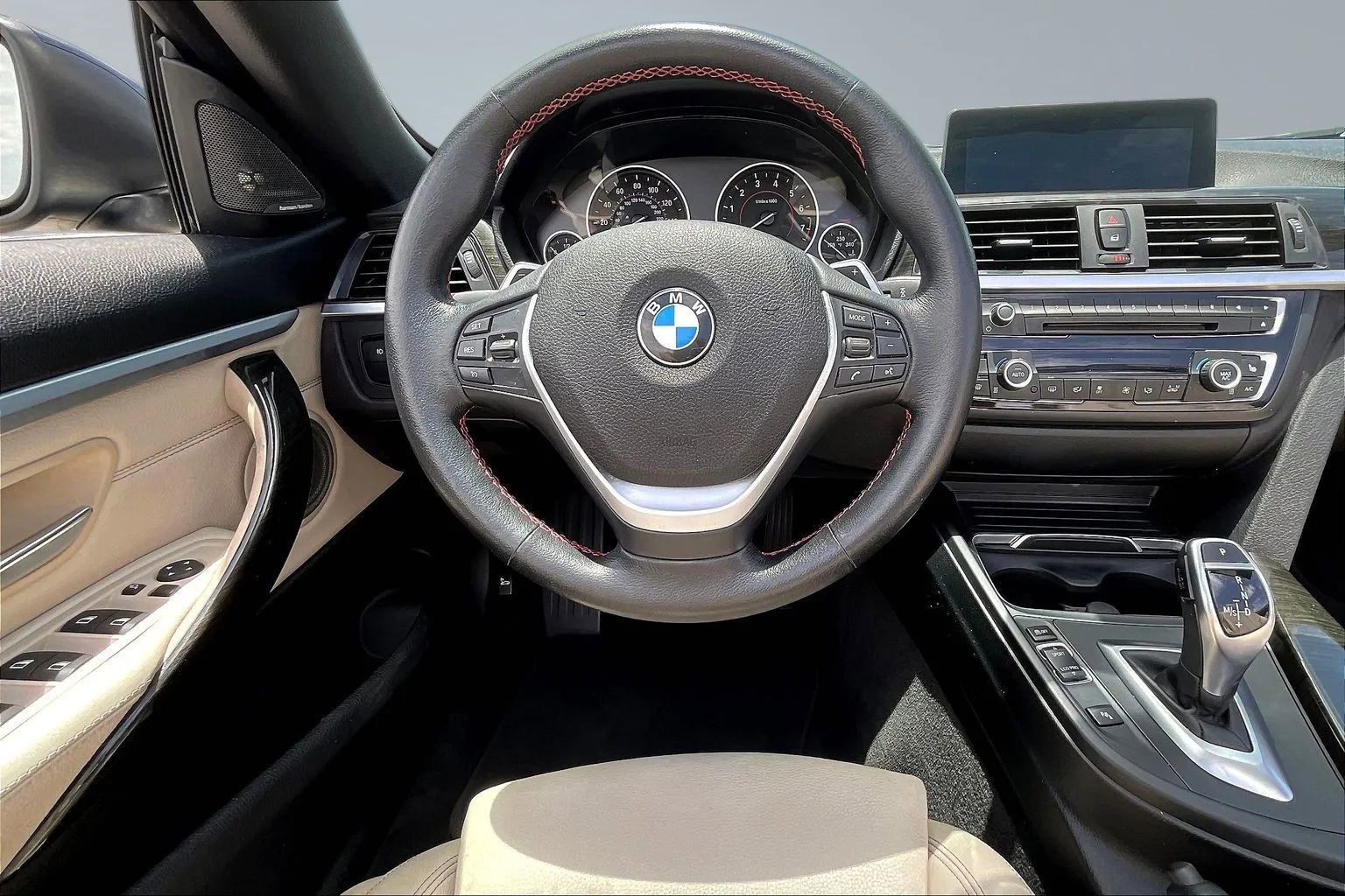 Used 2016 BMW 428i xDrive Convertible AWD/4WD image 8