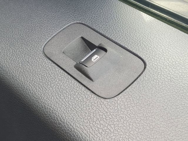 Used 2022 Ford F350 Lariat w/ Lariat Value Package image 44