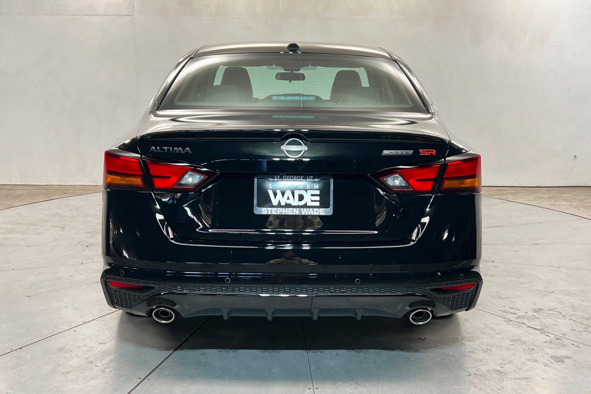 New 2026 Nissan Altima 2.5 SR w/ SR Midnight Edition Package FWD image 4