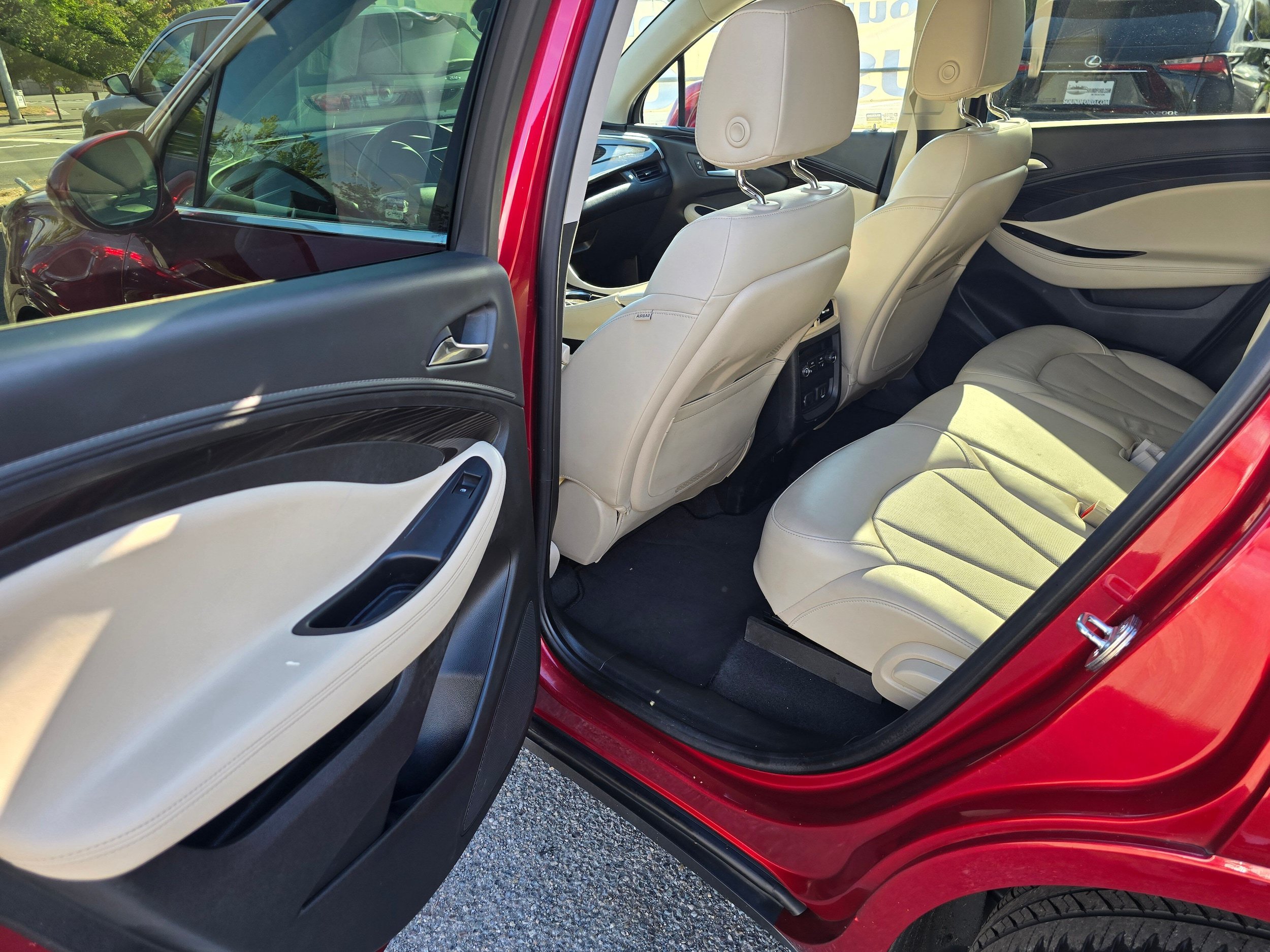 Used 2020 Buick Envision Premium w/ Driver Confidence Package AWD/4WD image 10