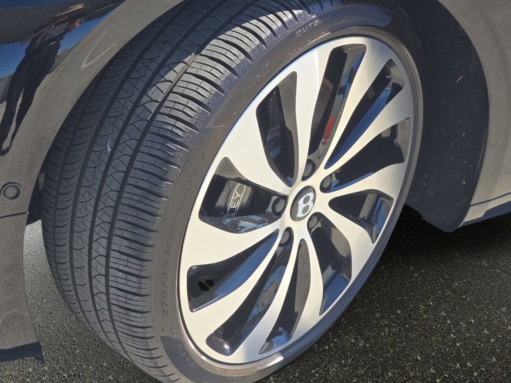 Used 2024 Bentley Continental GT image 35