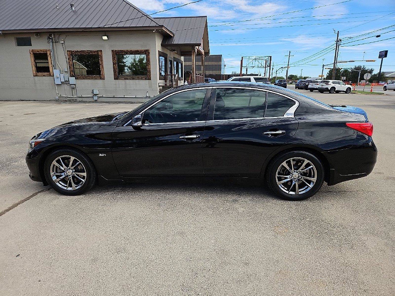 Used 2017 INFINITI Q50 Signature Edition RWD image 3