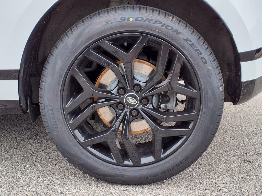 Used 2023 Land Rover Range Rover Evoque R-Dynamic S image 6