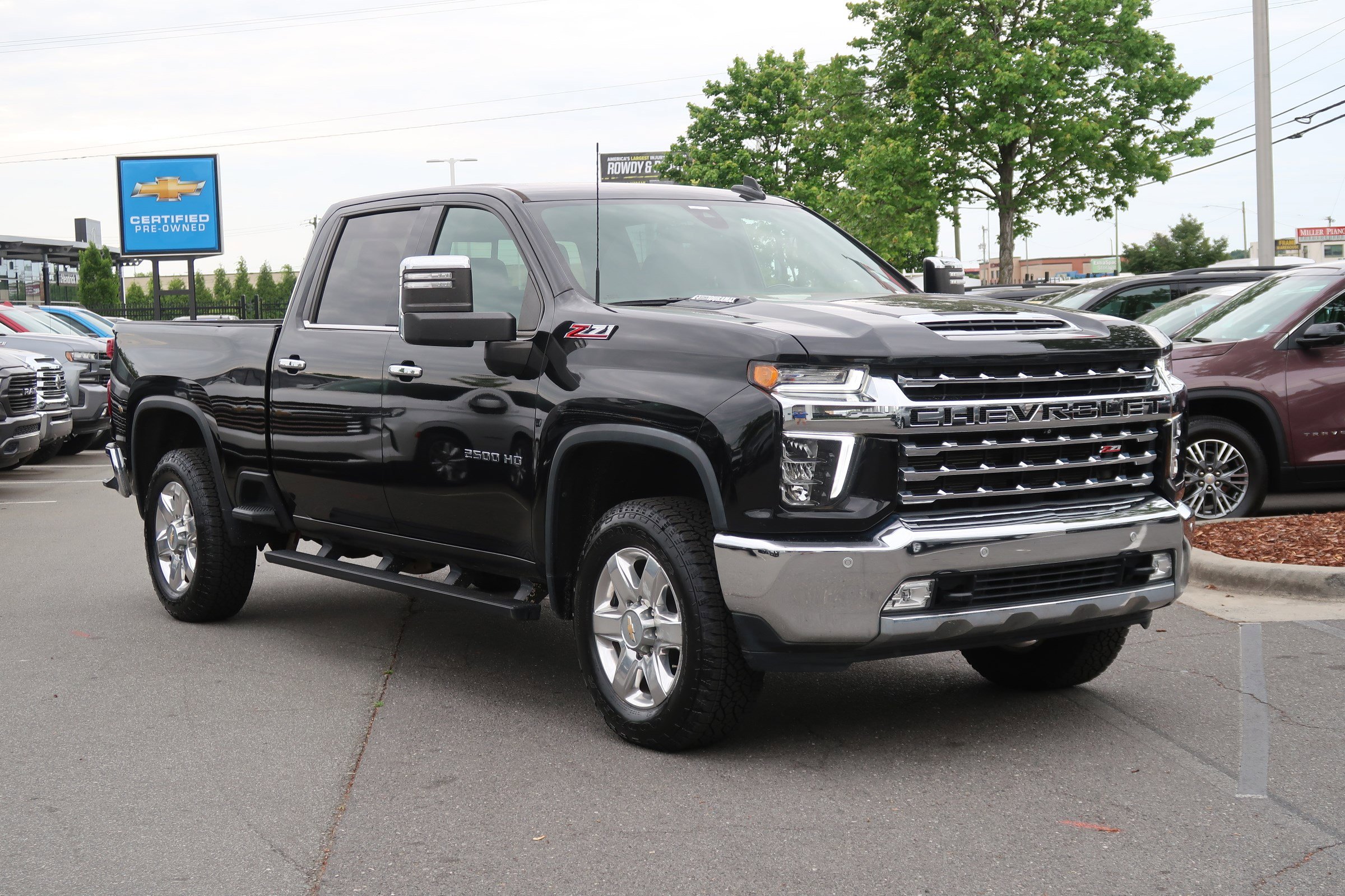 Used 2021 Chevrolet Silverado 2500 LTZ w/ LTZ Plus Package AWD/4WD image 2
