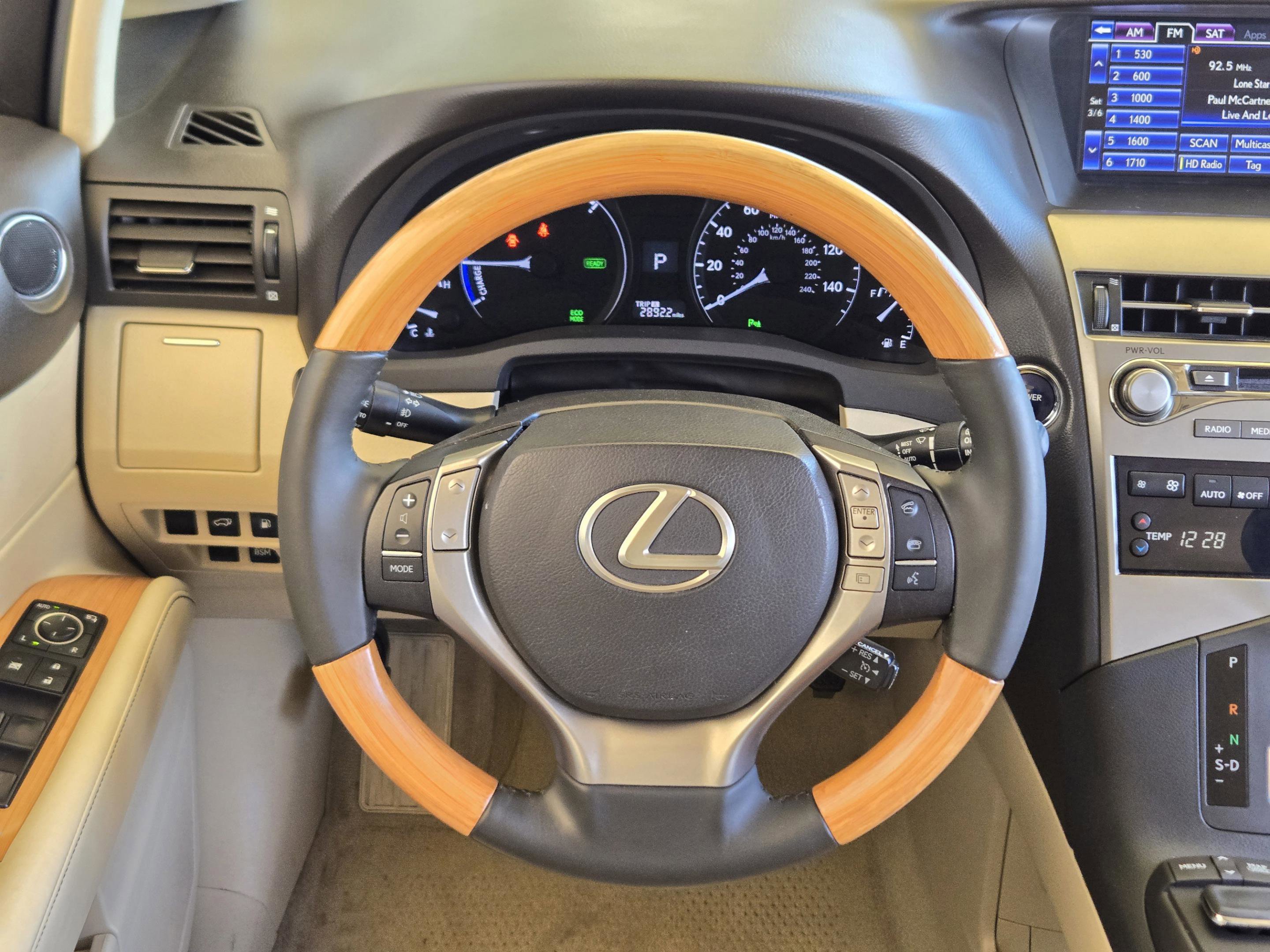 Used 2015 Lexus RX 450h FWD image 27