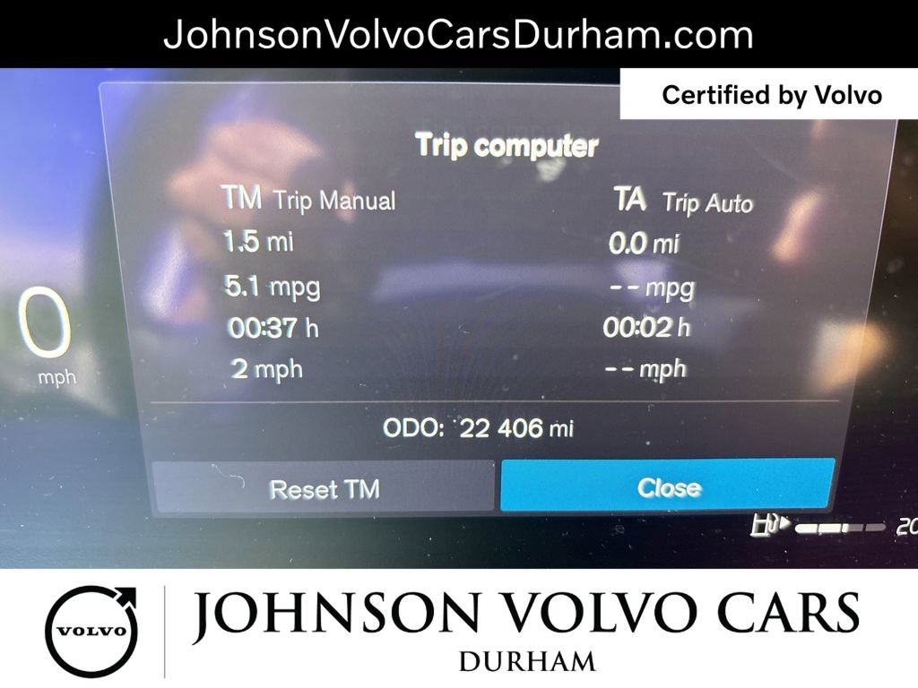 Certified 2023 Volvo XC40 B5 Plus w/ Driver Assist Package AWD/4WD image 11
