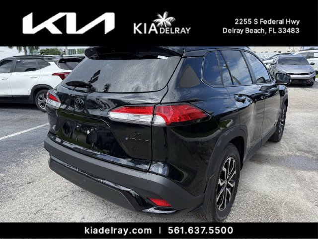 Used 2025 Toyota Corolla Cross AWD Hybrid w/ Moonroof Package image 3