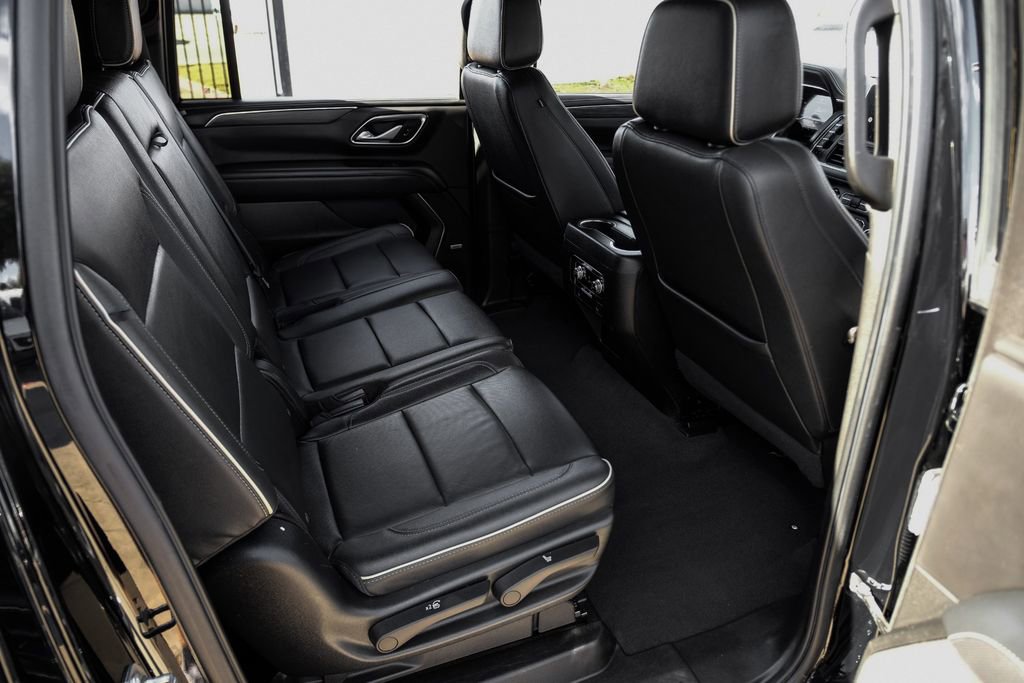 Used 2022 GMC Yukon XL SLT AWD/4WD image 38