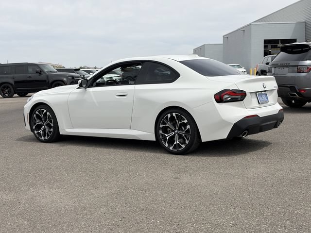 Used 2026 BMW 230i Coupe w/ Convenience Package RWD image 8