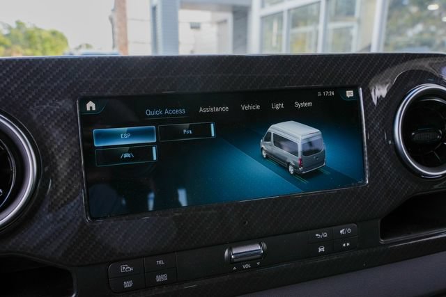 Used 2021 Mercedes-Benz Sprinter 2500 image 60