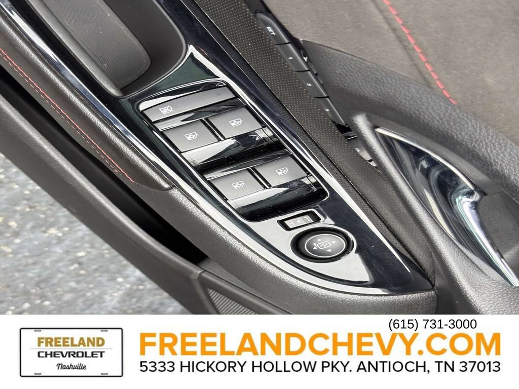 Used 2015 Chevrolet SS RWD image 20