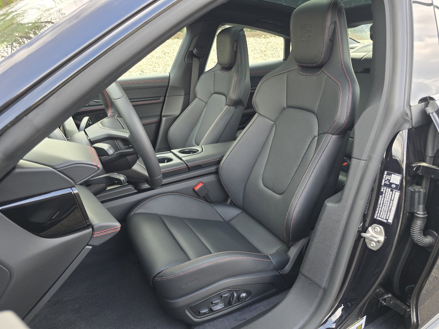 Used 2026 Porsche Taycan 4S image 5