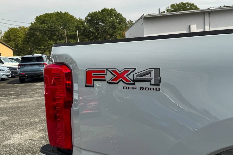 New 2026 Ford F350 XL w/ STX Appearance Package AWD/4WD image 21