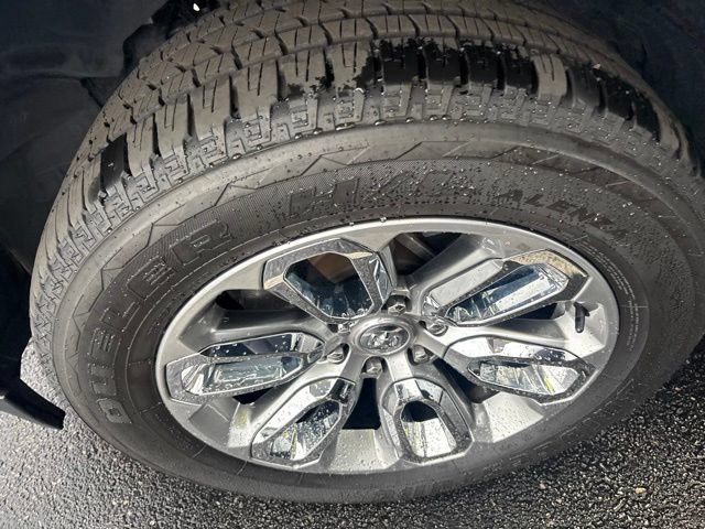 Used 2023 RAM 1500 Laramie AWD/4WD image 9