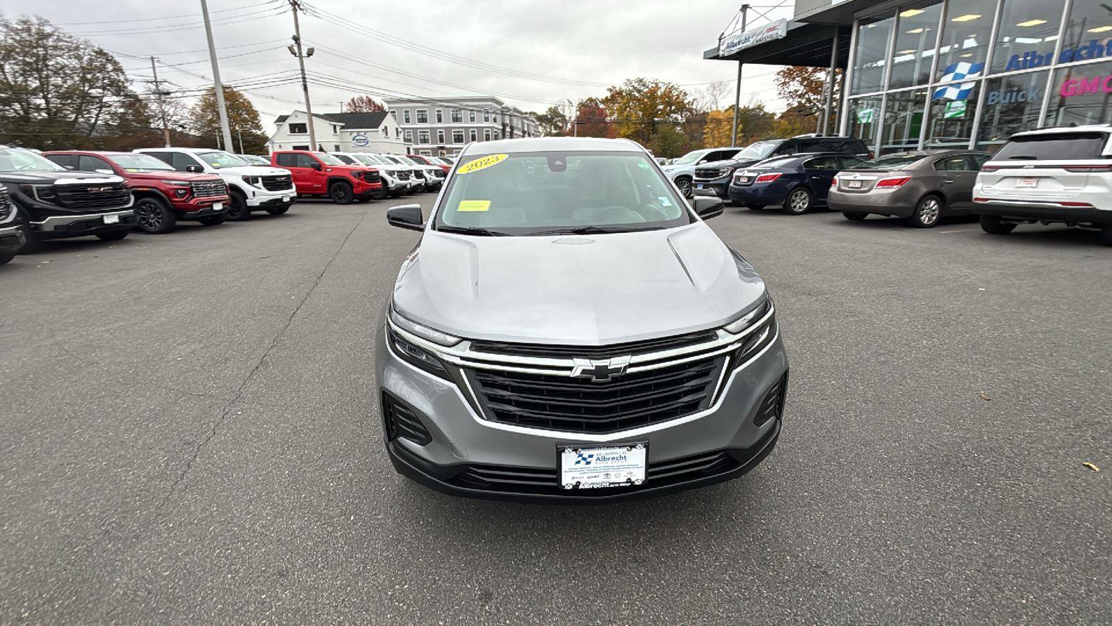 Certified 2023 Chevrolet Equinox LS w/ LS Convenience Package image 2
