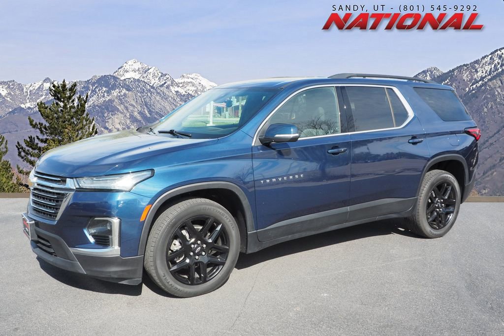 Used 2023 Chevrolet Traverse LT AWD/4WD image 1