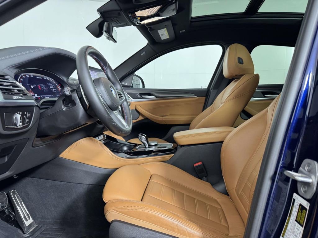 Used 2024 BMW X4 M40i w/ Premium Package image 4
