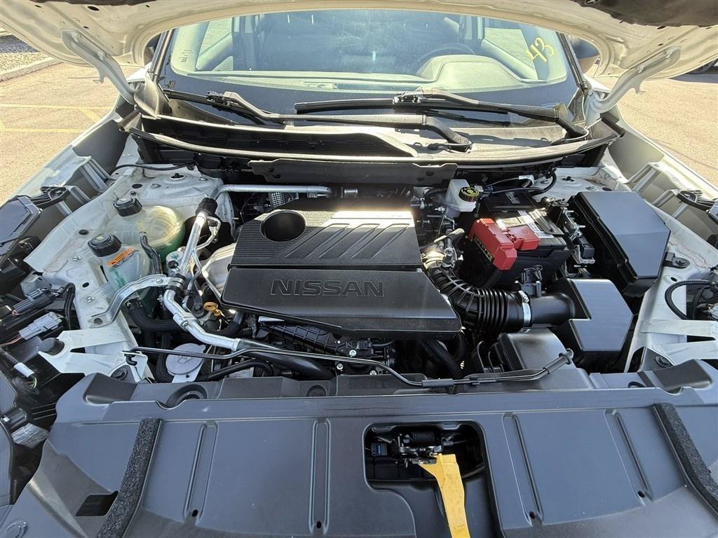 Used 2023 Nissan Rogue S AWD/4WD image 23