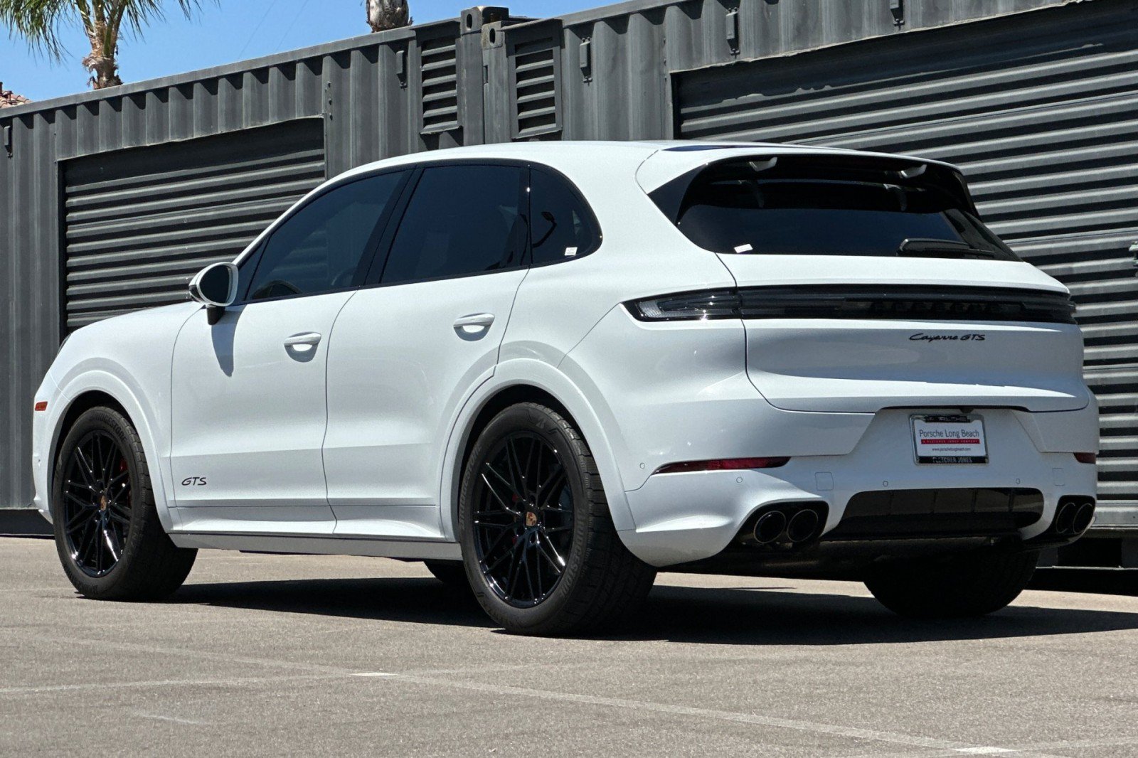 Certified 2025 Porsche Cayenne GTS AWD/4WD image 3