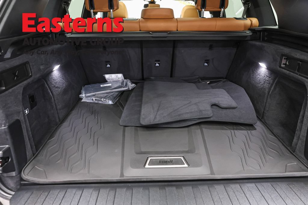 Used 2023 BMW X5 xDrive40i w/ M Sport Package AWD/4WD image 9