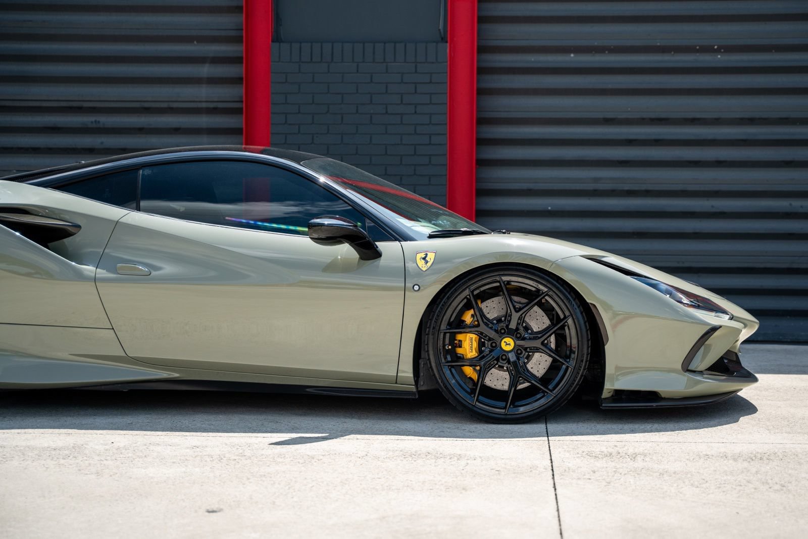 Used 2020 Ferrari F8 Tributo RWD image 2
