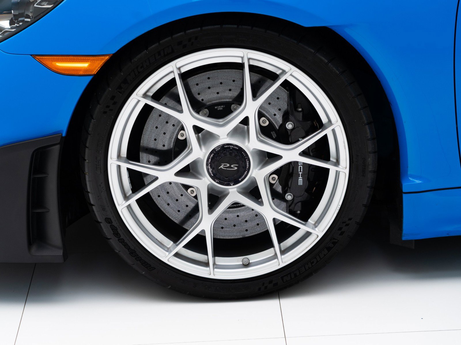 Certified 2025 Porsche 718 Cayman GT4 RS image 12