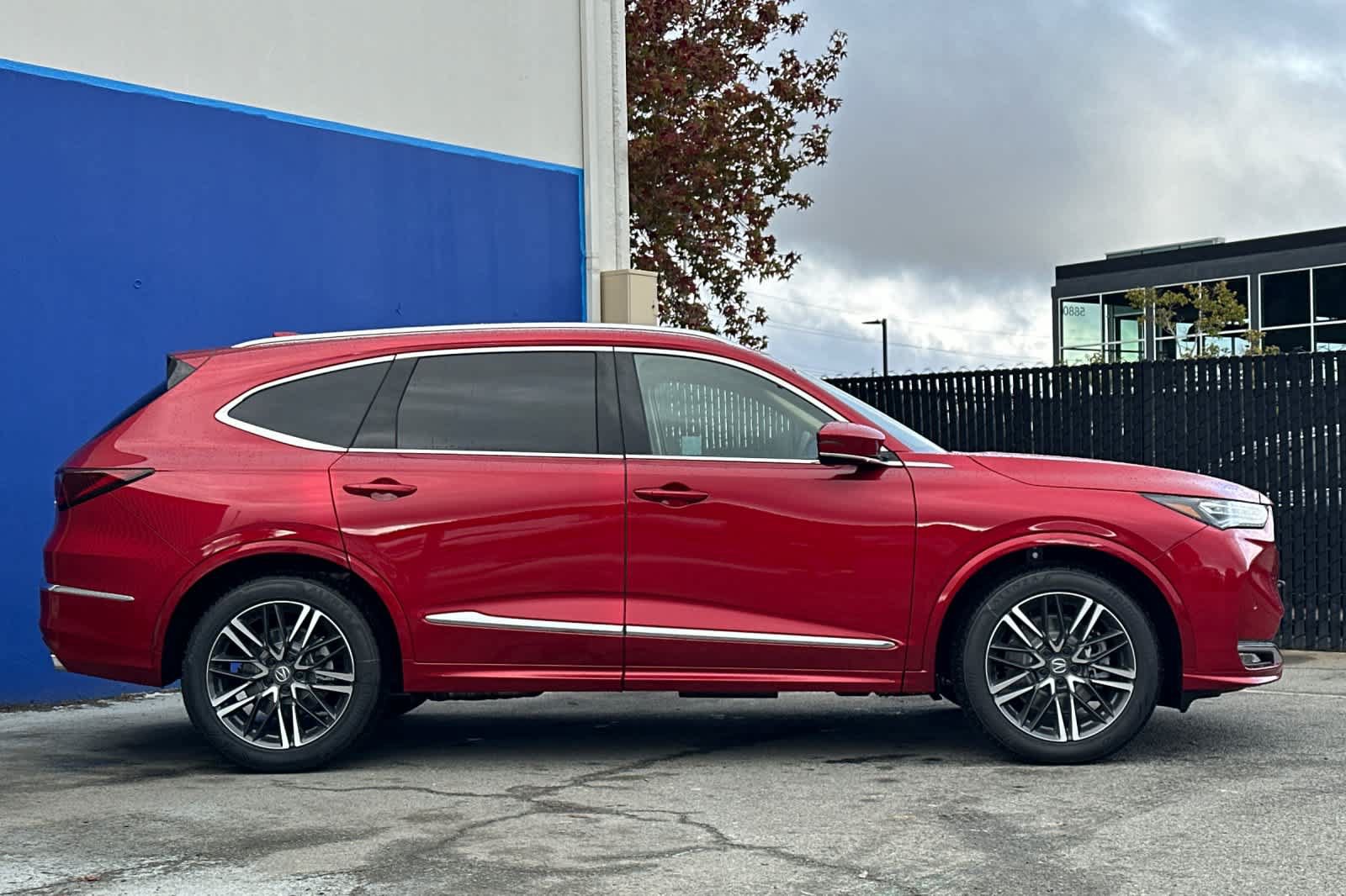 New 2026 Acura MDX w/ Advance Package AWD/4WD image 3