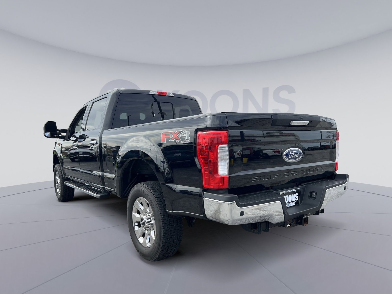 Certified 2018 Ford F250 Lariat w/ Chrome Package AWD/4WD image 4