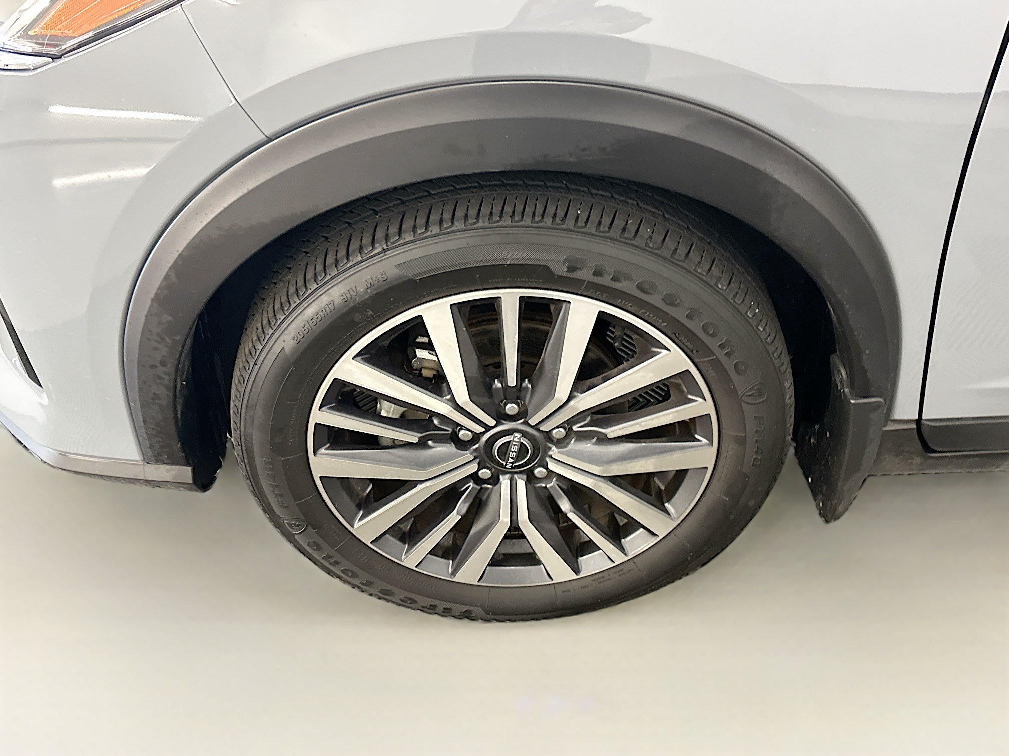 Used 2024 Nissan Kicks SV FWD image 11