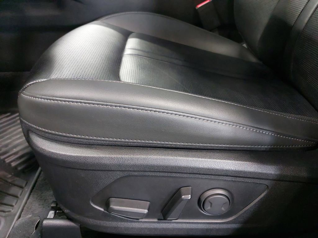 Used 2024 Kia Sorento S w/ Panoramic Sunroof Package image 30