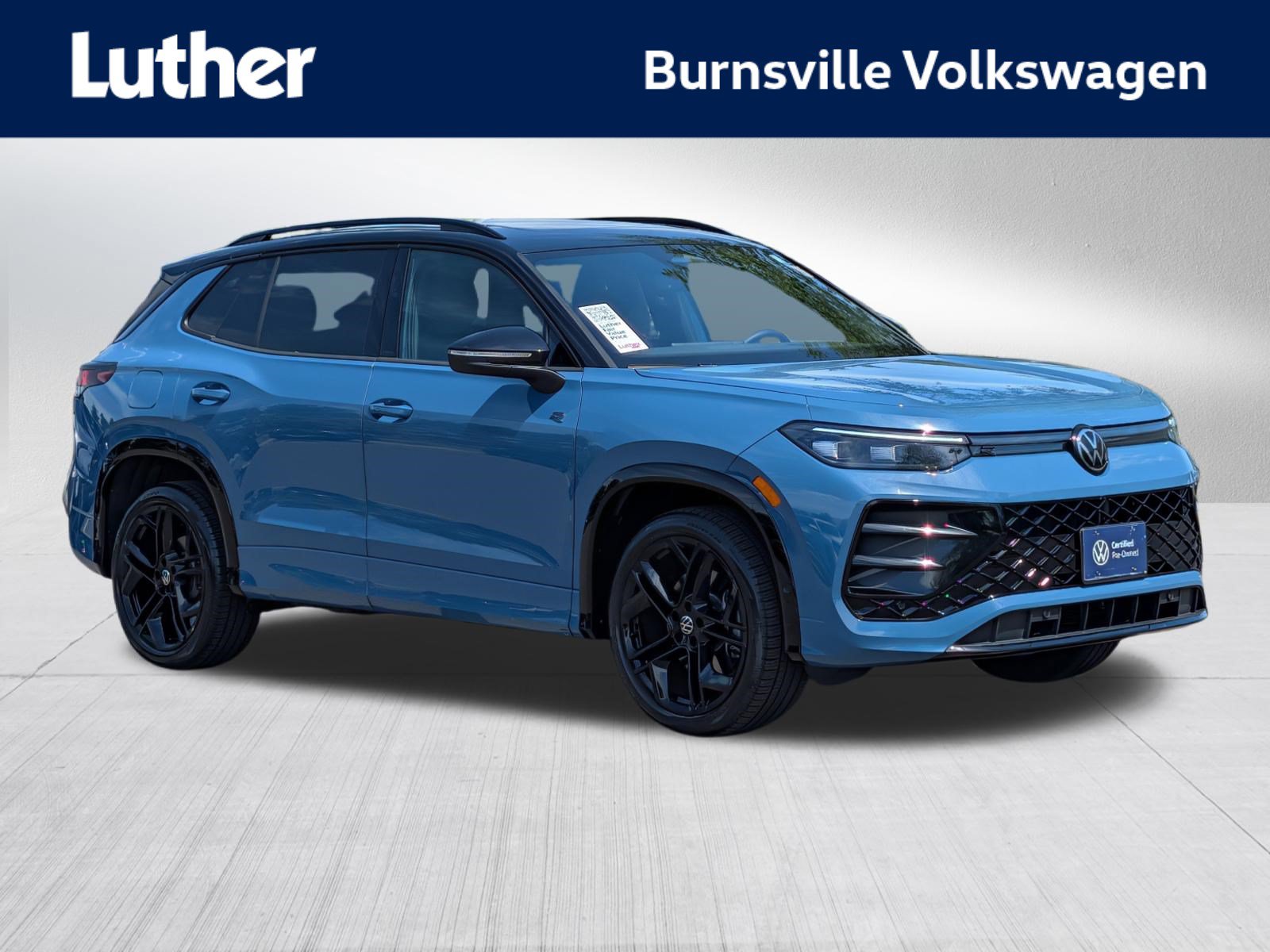 Certified 2025 Volkswagen Tiguan SE R-Line