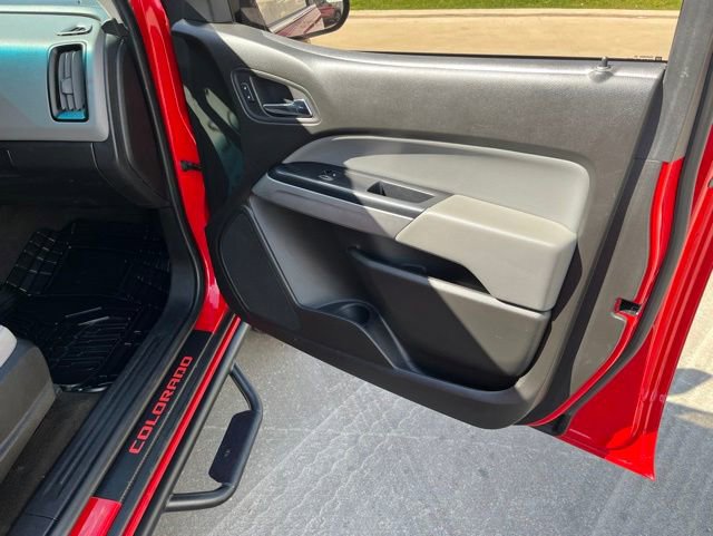 Used 2015 Chevrolet Colorado LT RWD image 16