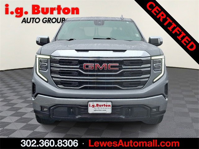 Used 2024 GMC Sierra 1500 SLT image 2