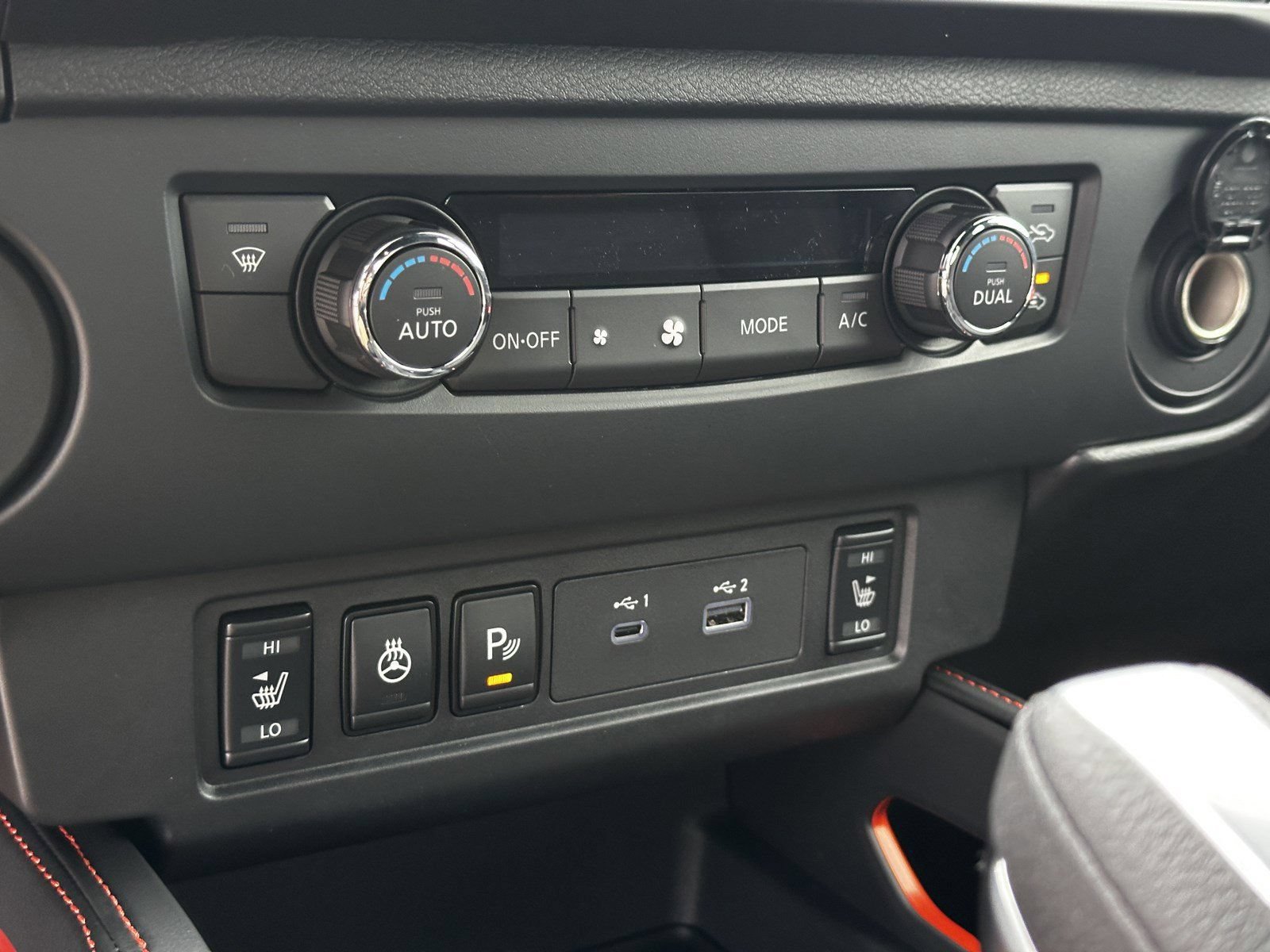 New 2026 Nissan Frontier Pro-X w/ Tow Package RWD image 33