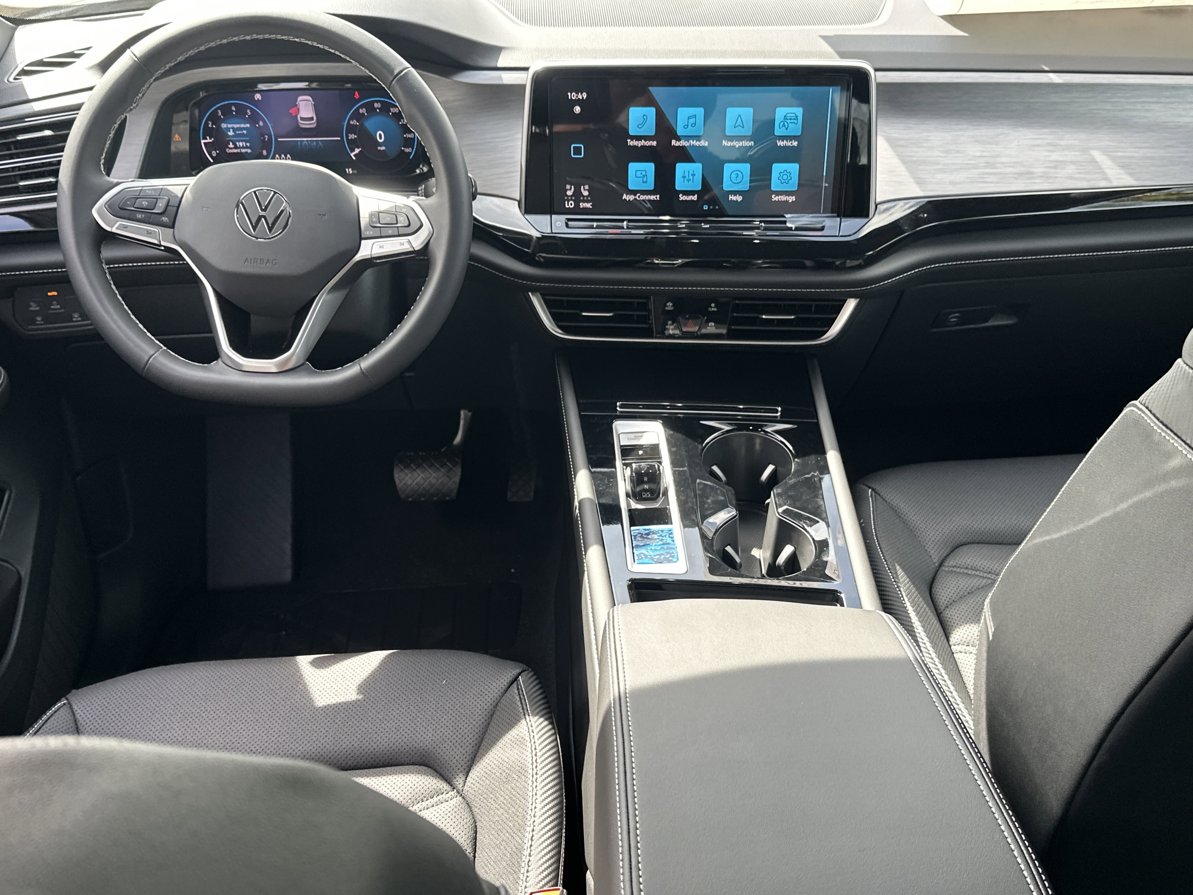 New 2026 Volkswagen Atlas Cross Sport SE image 14