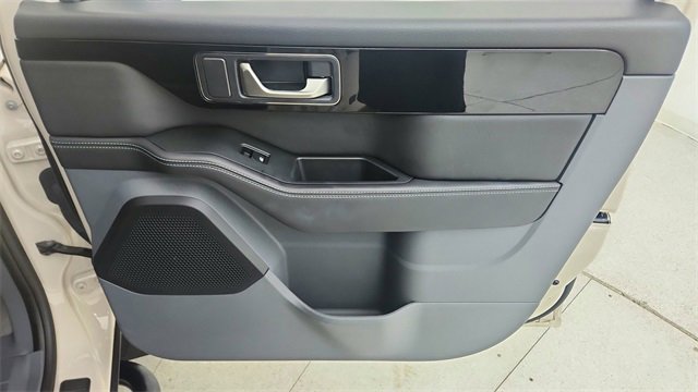 Used 2024 INEOS Grenadier Fieldmaster Edition image 26