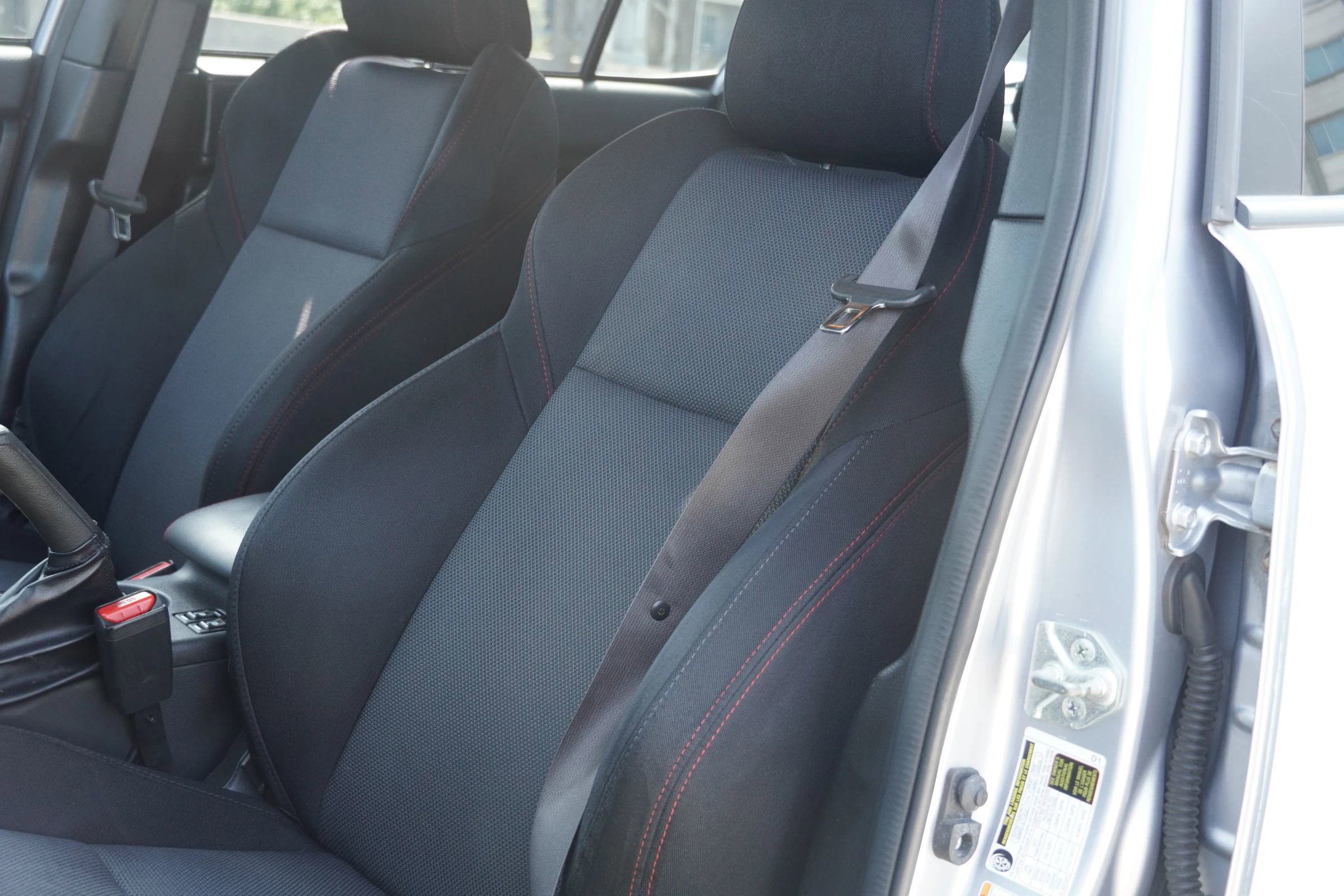 Used 2015 Subaru WRX Premium image 32