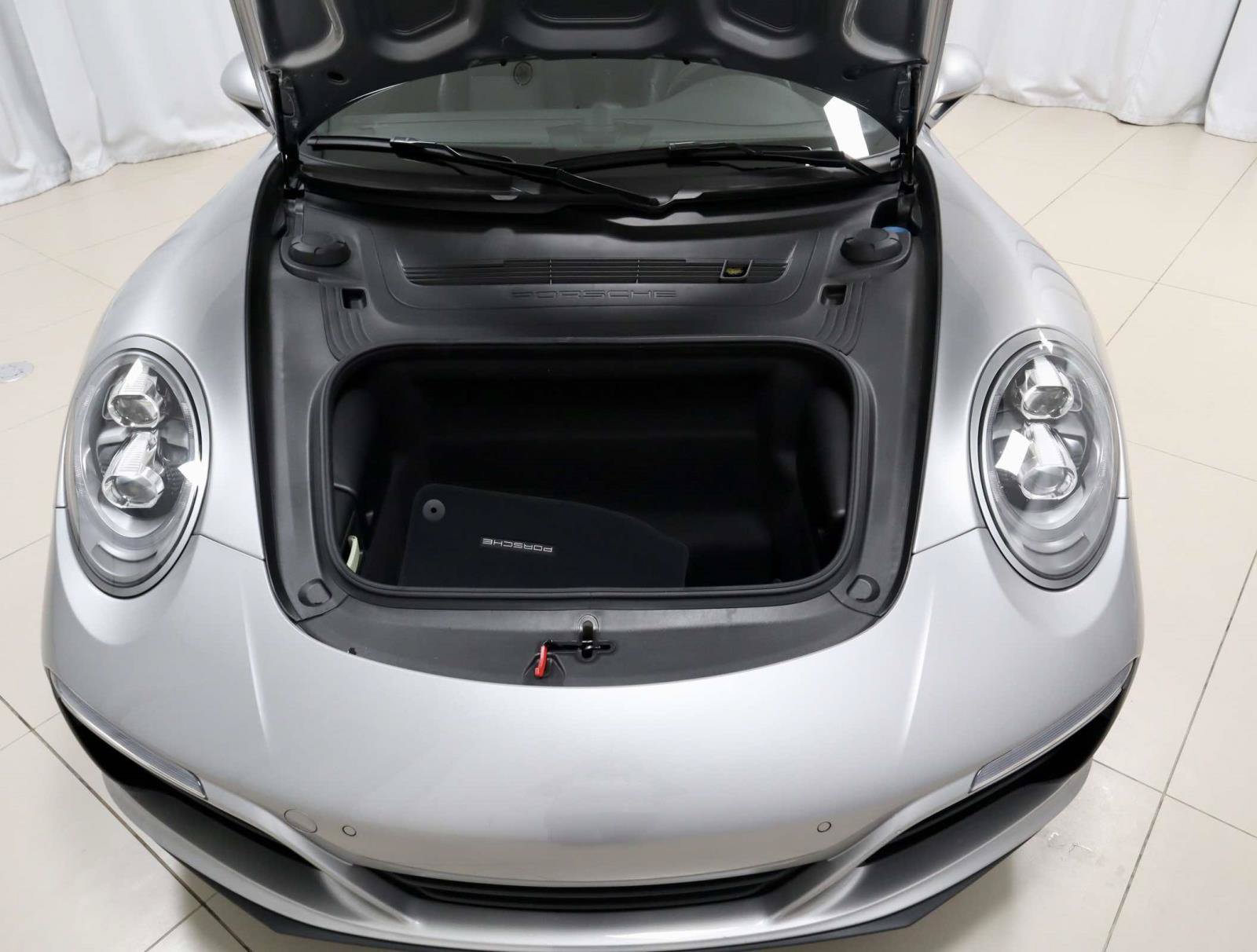 Used 2018 Porsche 911 Carrera S RWD image 10