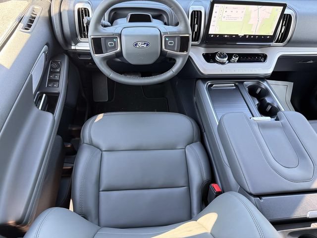 New 2027 Ford Expedition Active RWD image 17