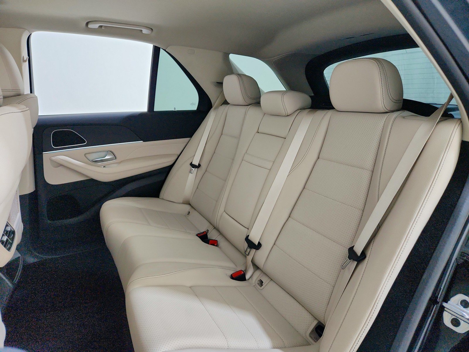Certified 2025 Mercedes-Benz GLE 350 4MATIC image 40