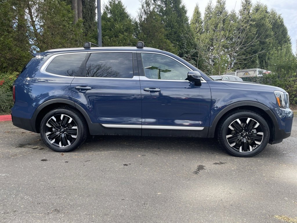 Used 2023 Kia Telluride SX Prestige image 3