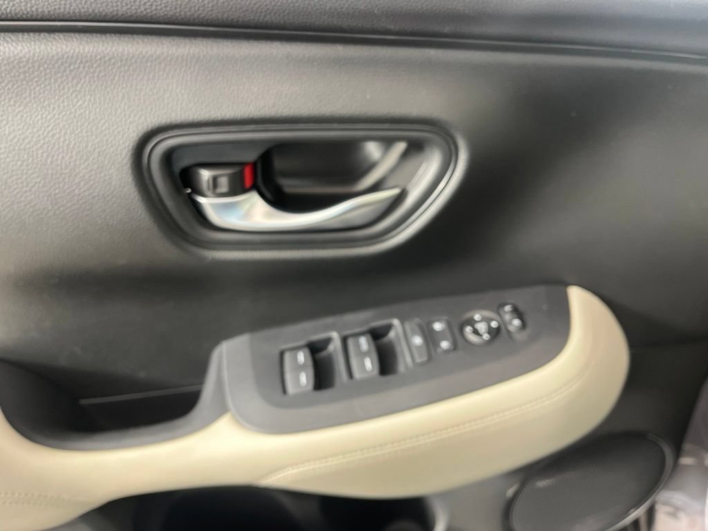 Certified 2024 Honda HR-V LX image 22