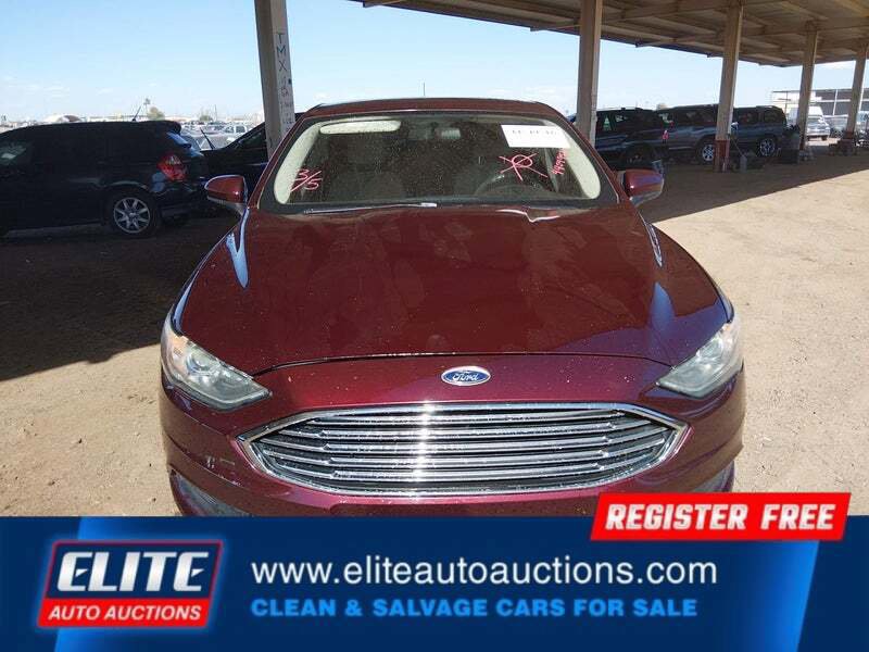 Used 2017 Ford Fusion SE w/ Fusion SE Technology Package image 12