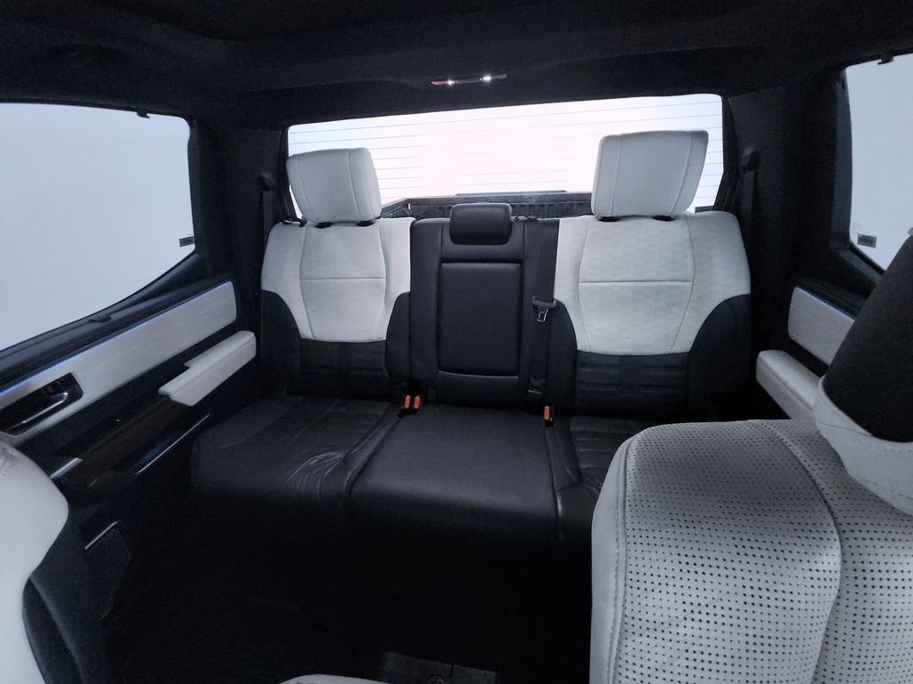 Used 2024 Toyota Tundra Capstone AWD/4WD image 23