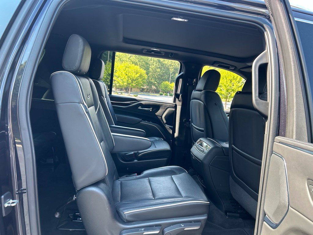 Used 2022 Cadillac Escalade ESV Premium Luxury AWD/4WD image 49