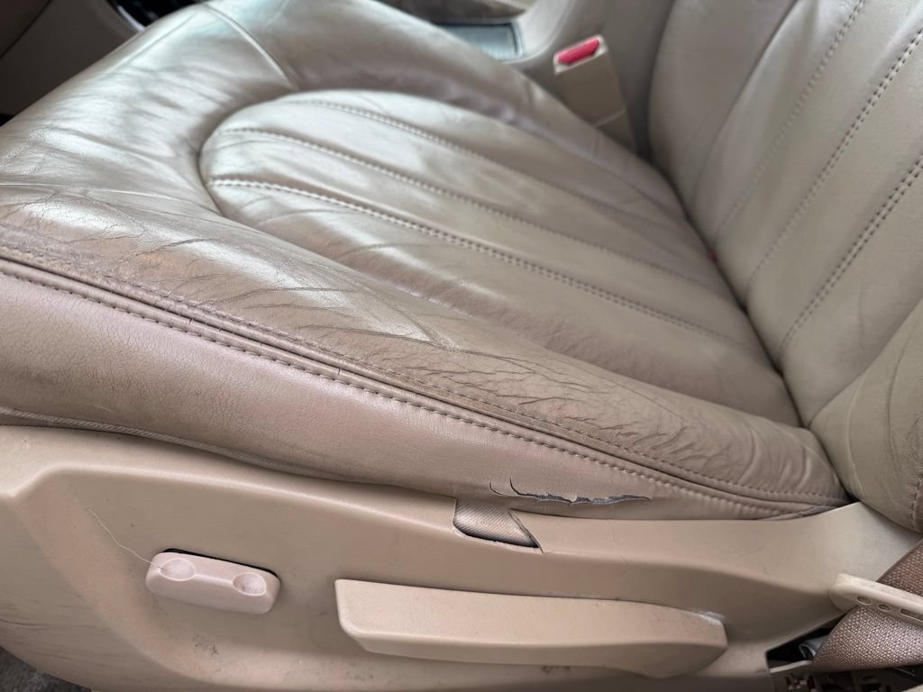 Used 2007 Buick Lucerne CXL FWD image 8