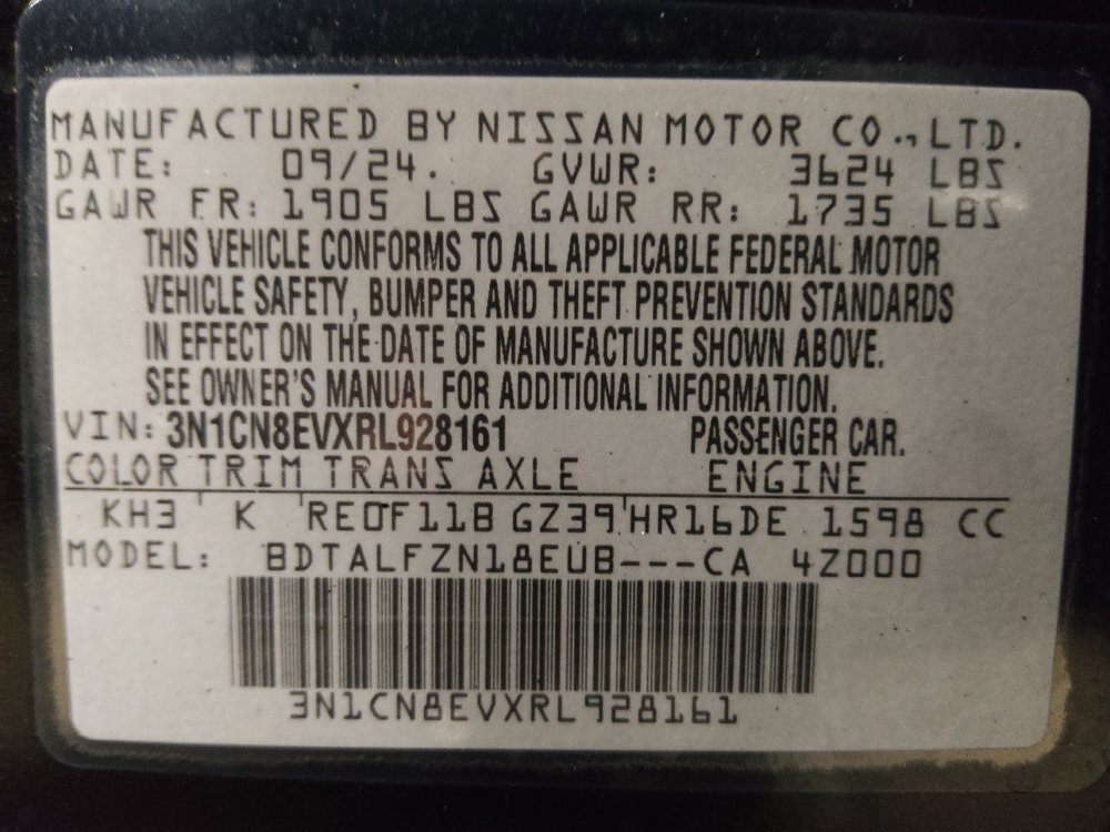 Used 2024 Nissan Versa SV w/ Trunk Package FWD image 33