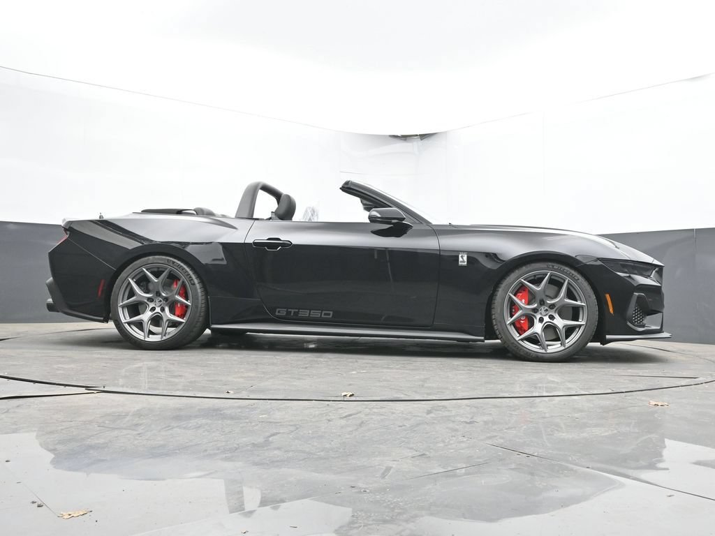 New 2026 Ford Mustang GT Premium w/ GT Performance Package RWD image 33